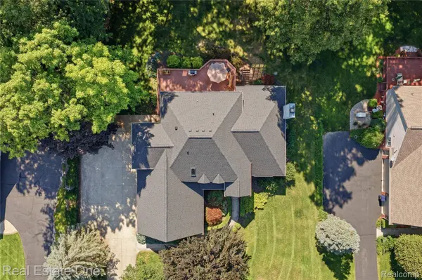 472 Timbermill LN, Marion Township, MI 48843
