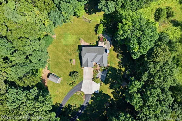 8450 Merrill RD, Webster Township, MI 48189