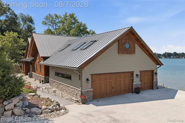 9276 Silverside, Green Oak Township, MI 48178