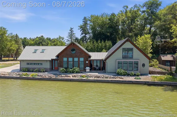9276 Silverside, Green Oak Township, MI 48178