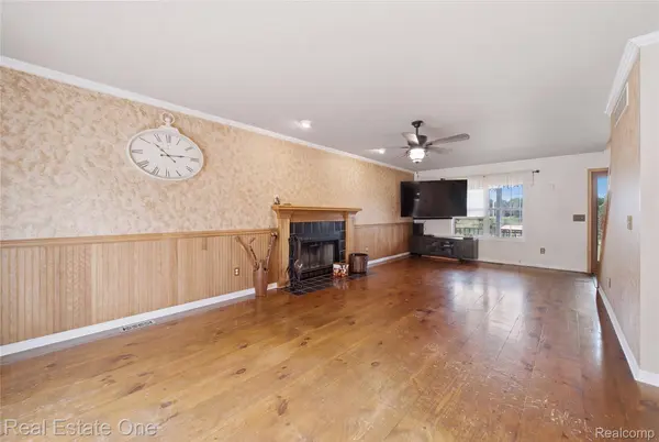 242 Darvale DR, Originalcity, MI 48843