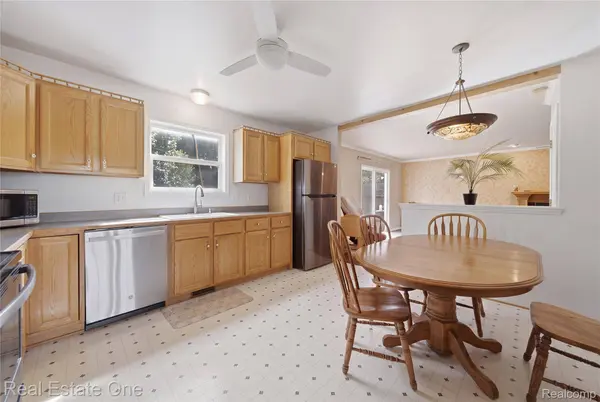 242 Darvale DR, Originalcity, MI 48843
