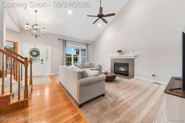 3618 Lakewood Shores DR, Genoa Township, MI 48843