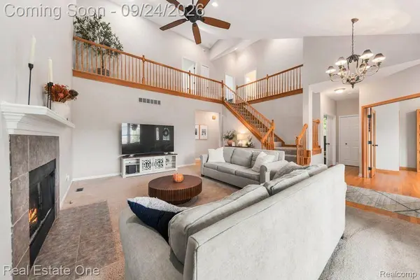 3618 Lakewood Shores DR, Genoa Township, MI 48843