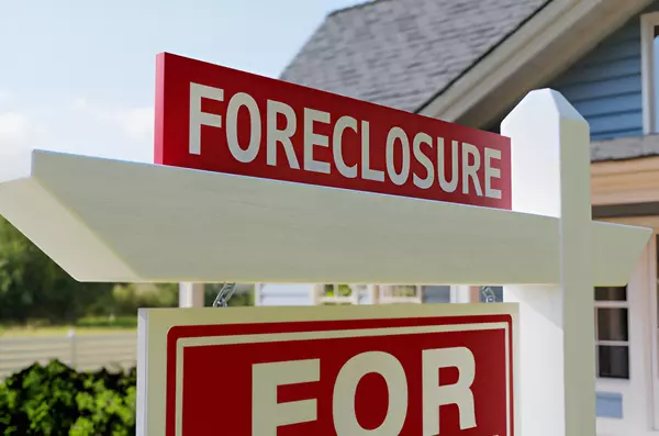 Florida Foreclosures Rise in July 2025: What Homeowners and Buyers Need to Know