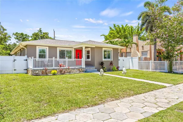 4318 1ST AVE S, St Petersburg, FL 33711