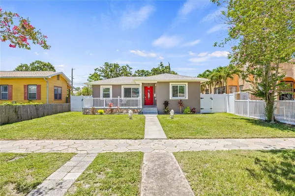 4318 1ST AVE S, St Petersburg, FL 33711