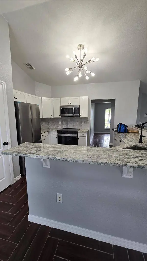 7704 CANTERBURY CIR, Lakeland, FL 33810