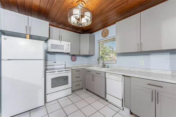 2033 GEORGIA AVE, Englewood, FL 34224