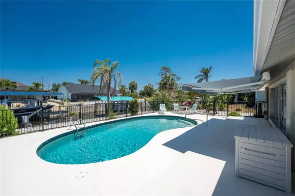 2673 TITANIA RD, Englewood, FL 34224