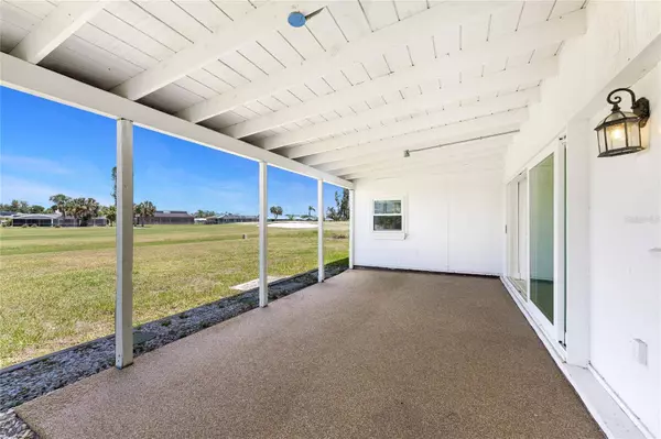 11 OAKLAND HILLS RD, Rotonda West, FL 33947