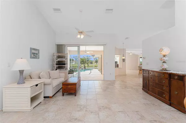 1157 ROTONDA CIR, Rotonda West, FL 33947