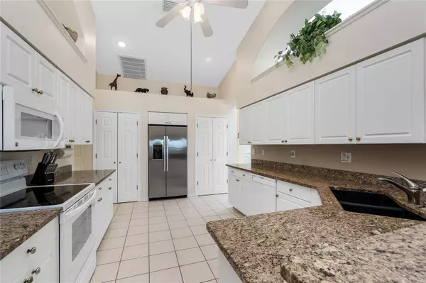 42 LONG MEADOW PL, Rotonda West, FL 33947