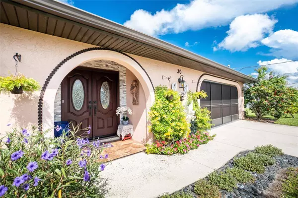 30 BUNKER LN, Rotonda West, FL 33947