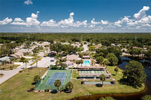 533 FOXWOOD BLVD, Englewood, FL 34223