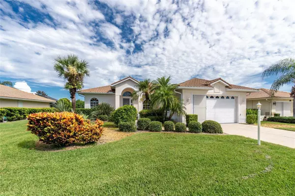 8542 LAKESIDE DR, Englewood, FL 34224