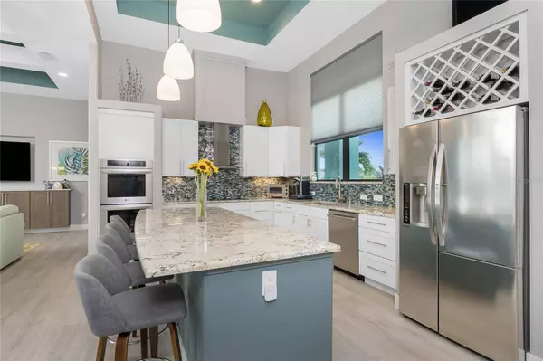 35 MEDALIST CIR, Rotonda West, FL 33947