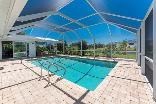 141 ROTONDA CIR, Rotonda West, FL 33947