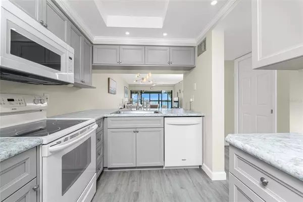 1551 BEACH RD #306, Englewood, FL 34223