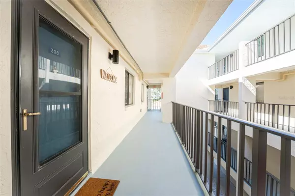 1551 BEACH RD #306, Englewood, FL 34223