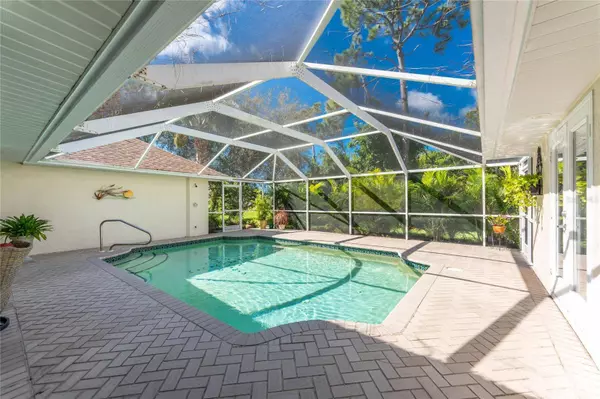 51 PAR VIEW TER, Rotonda West, FL 33947