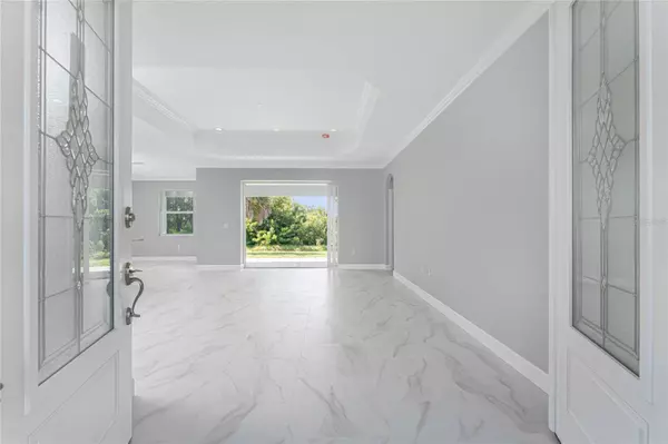 119 WHITE PINE DR, Rotonda West, FL 33947