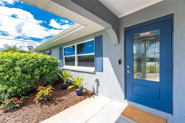 1040 OLEANDER ST, Englewood, FL 34223