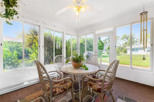 1040 OLEANDER ST, Englewood, FL 34223