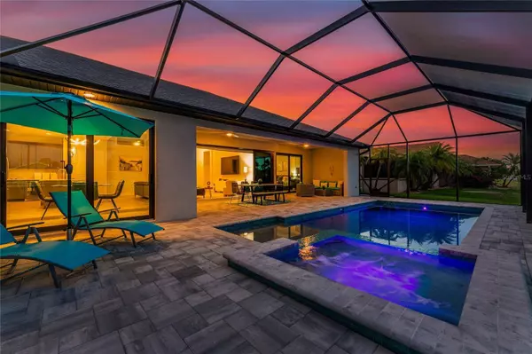 35 MEDALIST CT, Rotonda West, FL 33947