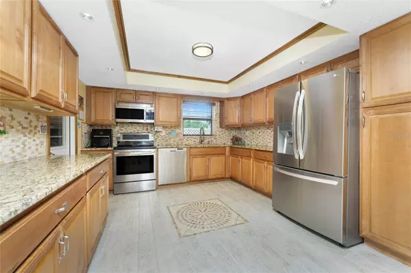 3 OAKLAND HILLS CT, Rotonda West, FL 33947