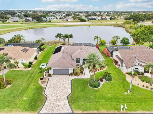 13 CLUBHOUSE RD, Rotonda West, FL 33947