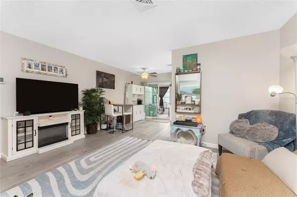 167 & 169 GOLF CLUB LN, Venice, FL 34293