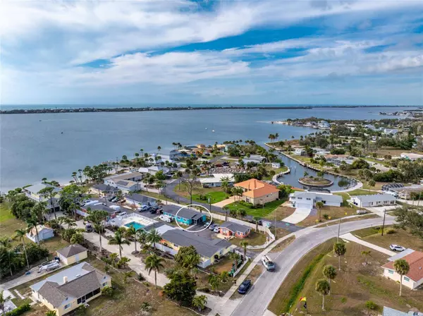 470 S MCCALL RD #10, Englewood, FL 34223