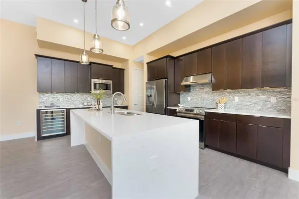 855 ROTONDA CIR, Rotonda West, FL 33947