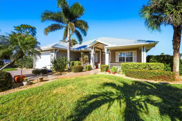 23 and 25 MEDALIST PL, Rotonda West, FL 33947