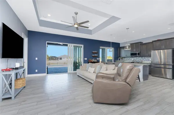 126 HUNTER RD, Rotonda West, FL 33947