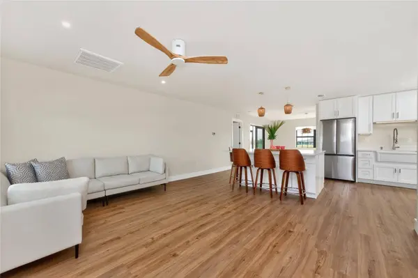 9 OAKLAND HILLS CT, Rotonda West, FL 33947