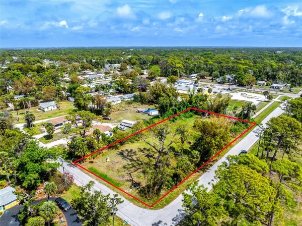 PINEAPPLE ST, Englewood, FL 34223