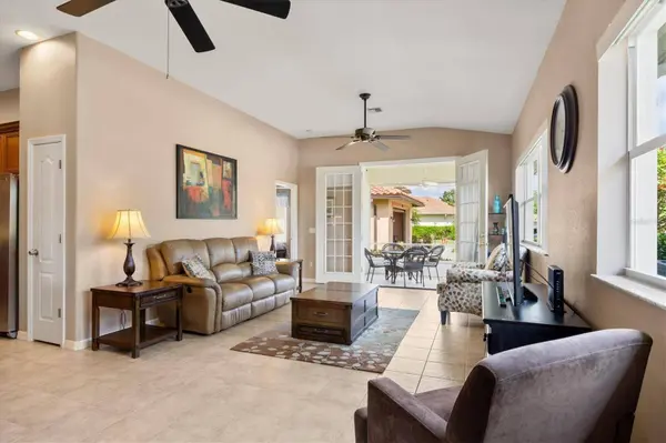 1000 TOPELIS DR, Englewood, FL 34223