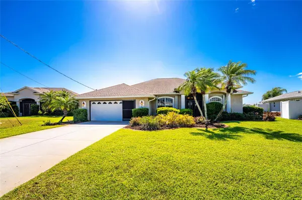 28 MEDALIST CT, Rotonda West, FL 33947