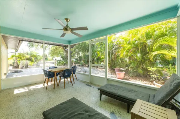 2532 DIXON TER, Port Charlotte, FL 33981
