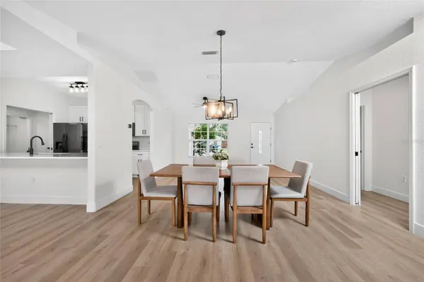 264 PERIWINKLE RD, Venice, FL 34293