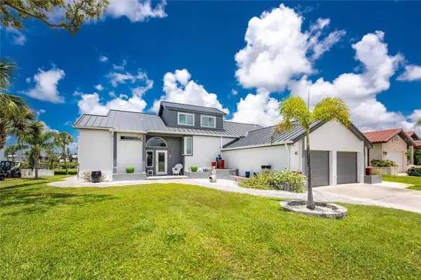 1013 BAY HARBOR DR, Englewood, FL 34224