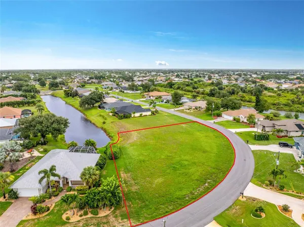 19 MEDALIST PL, Rotonda West, FL 33947