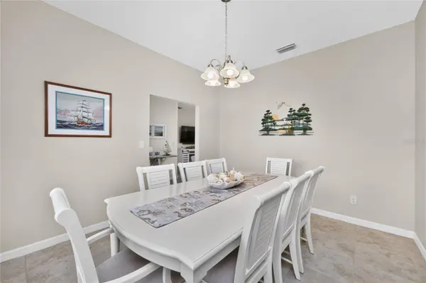 93 MARK TWAIN LN, Rotonda West, FL 33947