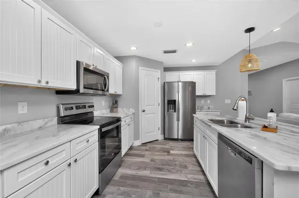 310 ALBATROSS RD, Rotonda West, FL 33947