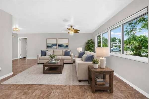 559 MOUNT VERNON DR, Venice, FL 34293
