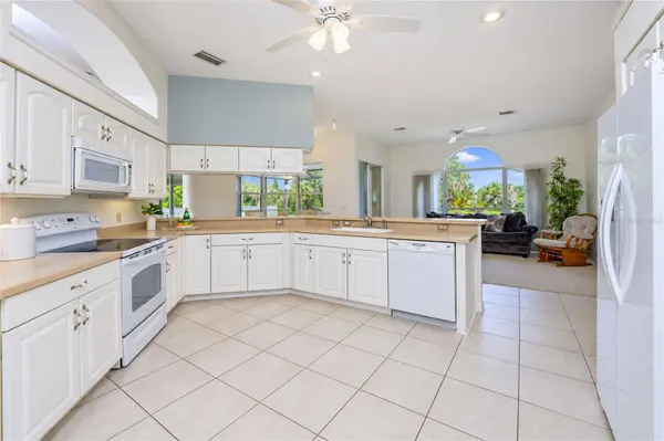 36 LONG MEADOW CT, Rotonda West, FL 33947