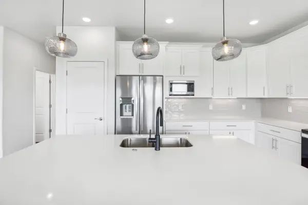 1319 Sapphire Palms CT, San Leon, TX 77539