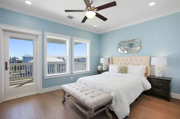4223 Spanish Main BLVD, Galveston, TX 77554